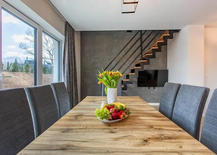 Апарт-отель Everysky Gorskie Tarasy - Kwiatowa 5-7 Милкув